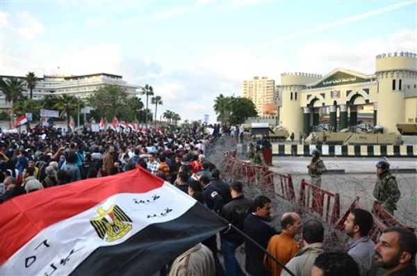 Egyptians Retake Arab Revolution