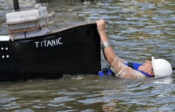 Titanic Death Scene