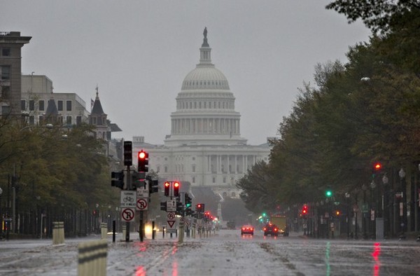 Fiscal Cliff Puts U.S. Security at Risk