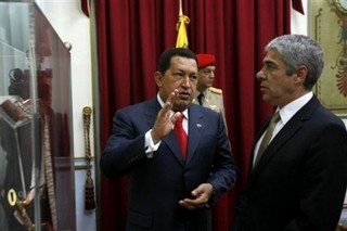 Chavez Spurns Hillary's Advances