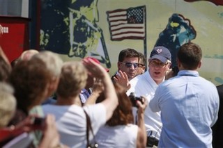 What Harper & Glenn Beck Have in Common