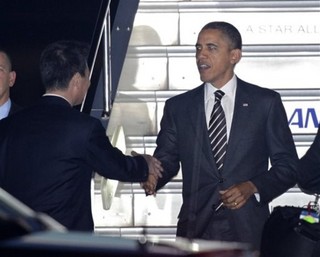 Obama Hedges His Bets on China