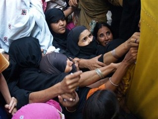 Dembski, Hitchens Debate God