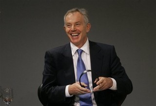 Blair and Hitchens Keep the Gloves On