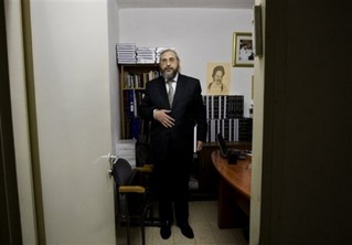 Tuesday, the Rabbi Went Out