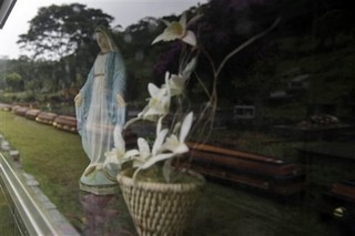 Ave Maria: A Challenge Among Friends