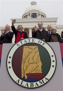 Alabama Governor Apologizes, Rabbi Accepts