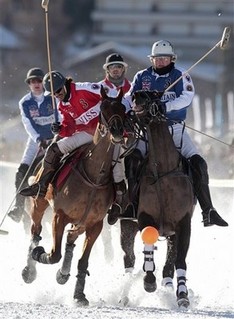 UK Mosquegoers to Overtake Churchgoers