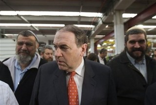 Mike Huckabee to Sermonize in Michigan