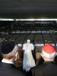 Pope Benedict Prays at Nazi Atrocity Site in Rome